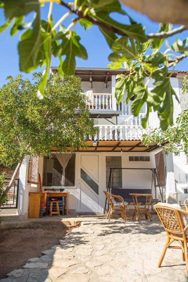 Apartments By The Sea Milna, Vis - 8895 Rukavac  Bagian luar foto