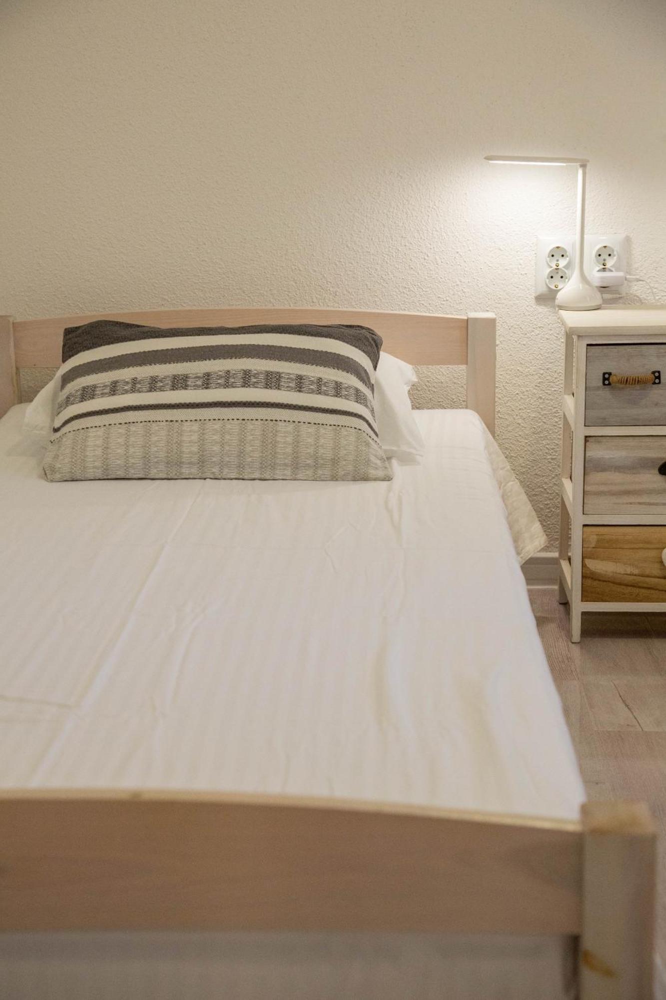 Apartments By The Sea Milna, Vis - 8895 Rukavac  Ruang foto