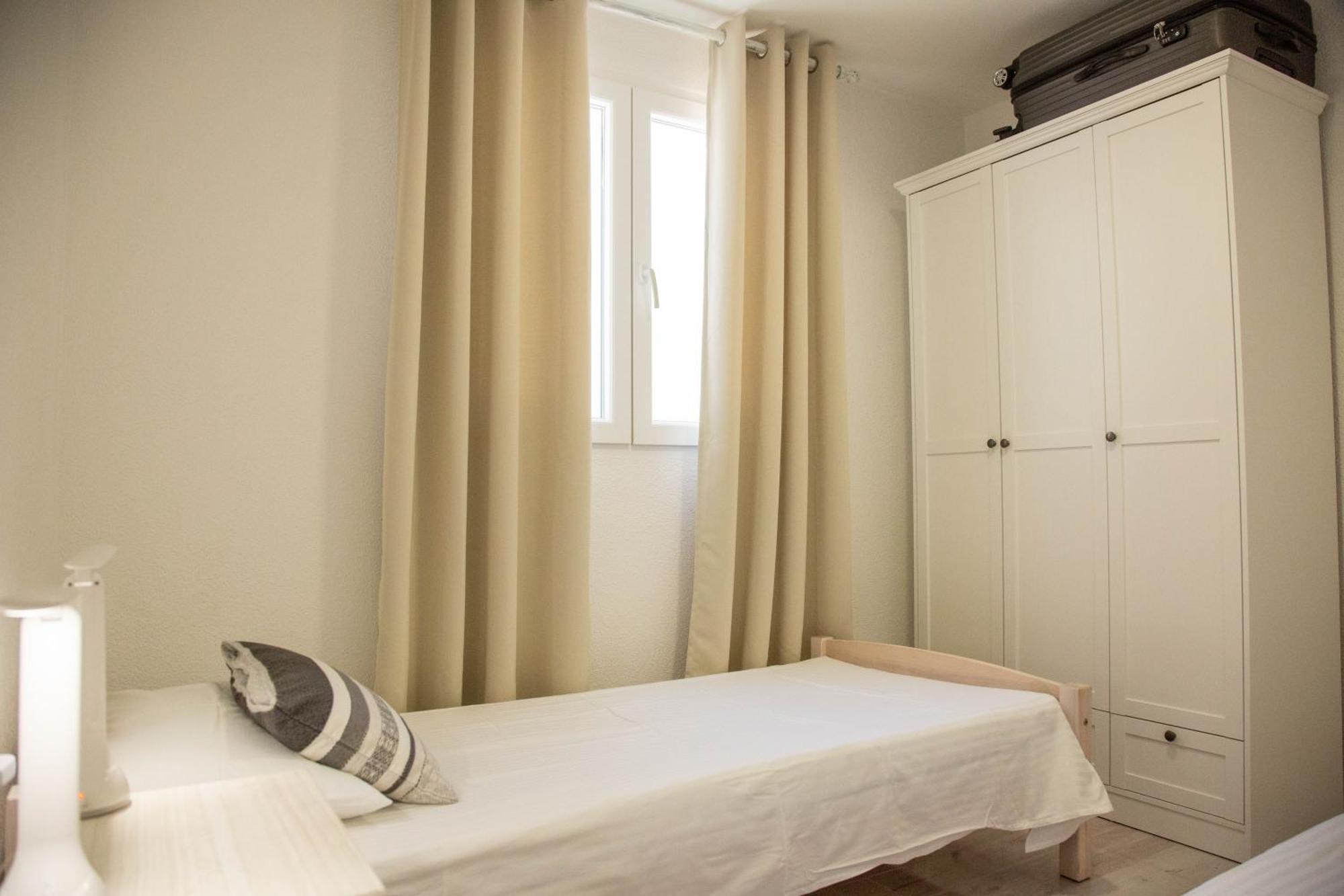 Apartments By The Sea Milna, Vis - 8895 Rukavac  Ruang foto