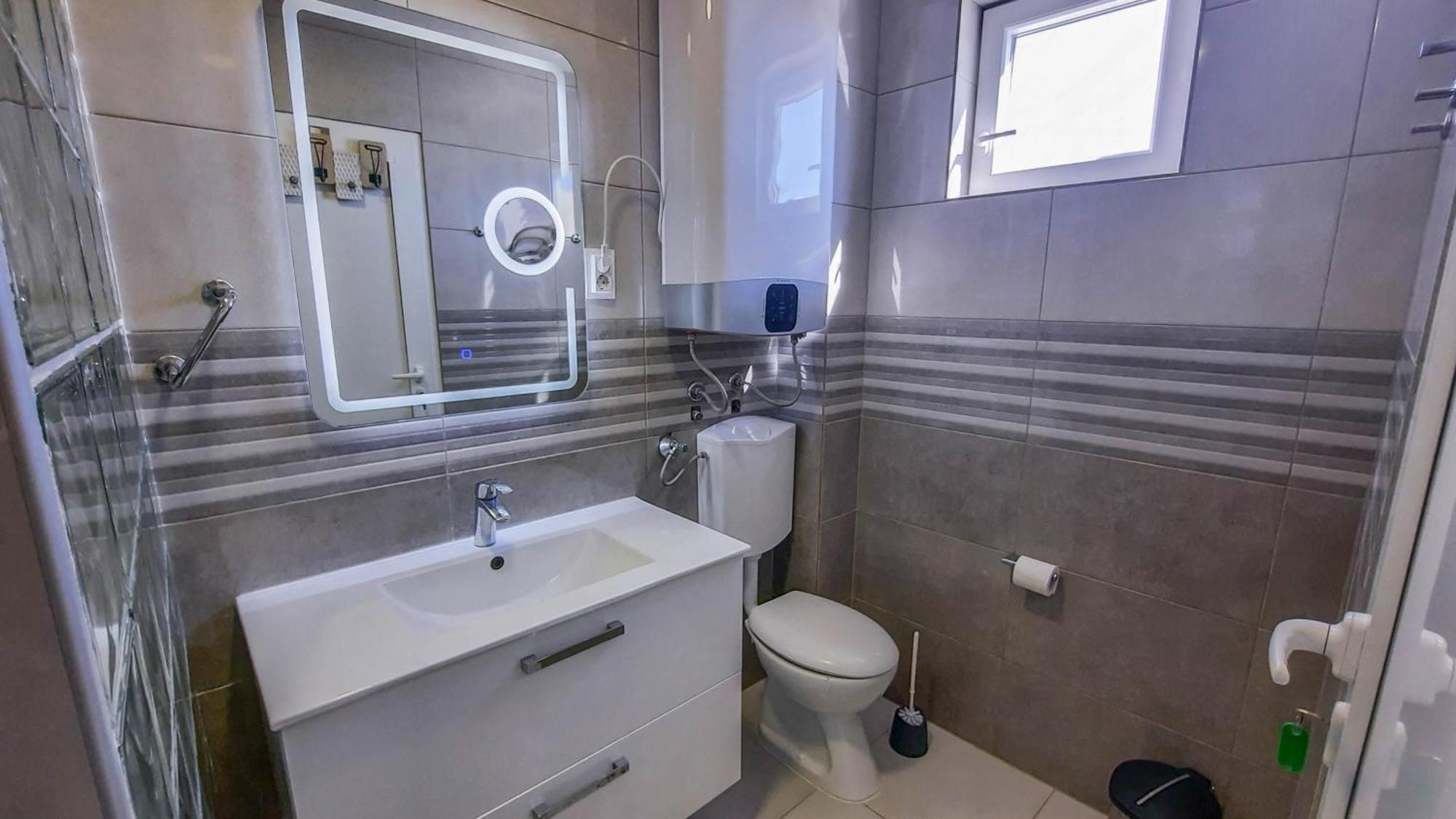 Apartments By The Sea Milna, Vis - 8895 Rukavac  Ruang foto